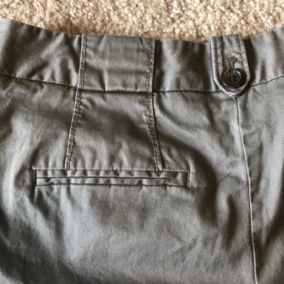 Banana Republic shorts - Picture 3 of 4